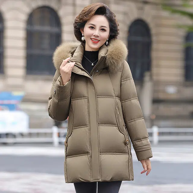 雅鹿 百搭版中老年御寒防风保暖加厚保暖时尚妈妈装羽绒服 女款