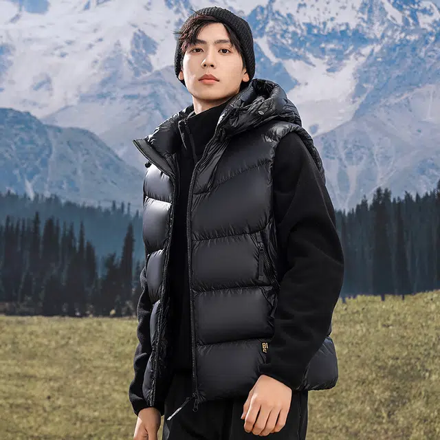 雅鹿 鹅绒可脱卸帽马甲 潮流可收纳加厚保暖外套男女同款羽绒外穿马甲 男款 黑色