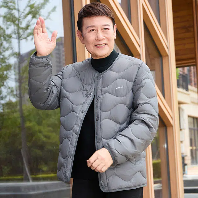 雅鹿 轻薄保暖外套纯色收口袖圆领常规休闲风羽绒服 男款