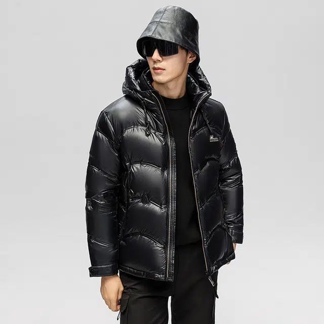 雅鹿 压胶保暖纯色加厚休闲连帽羽绒服 男款 黑色