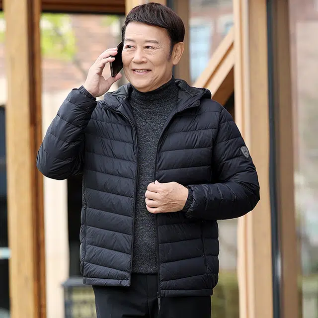 雅鹿 轻薄系列 纯色连帽拉链长袖短款羽绒服 男款 雾兰