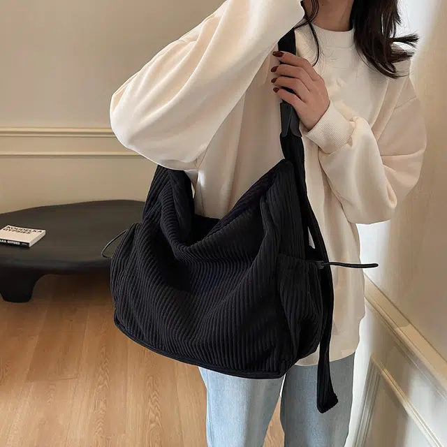 雅鹿 秋冬通勤休闲时尚 绒布 单肩包 大号 女款 黑色/白色/绿色/棕色