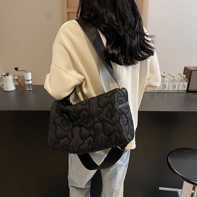 雅鹿 秋冬百搭上班通勤 布 斜挎包 大号 女款 白色/黑色/蓝色/紫色/卡其色