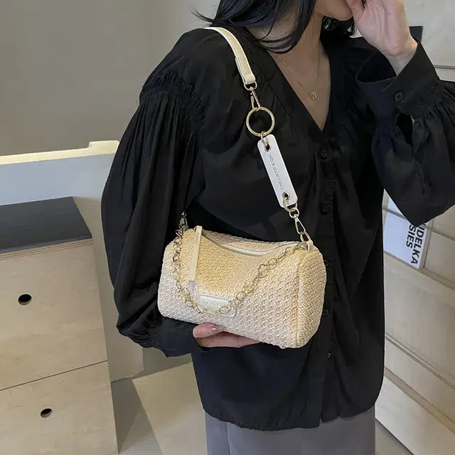 雅鹿 小众设计编织 草编 枕头包斜挎单肩包 小号 女款 多色