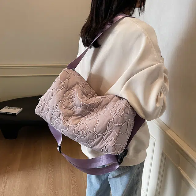 雅鹿 秋冬百搭上班通勤 布 斜挎包 大号 女款 白色/黑色/蓝色/紫色/卡其色