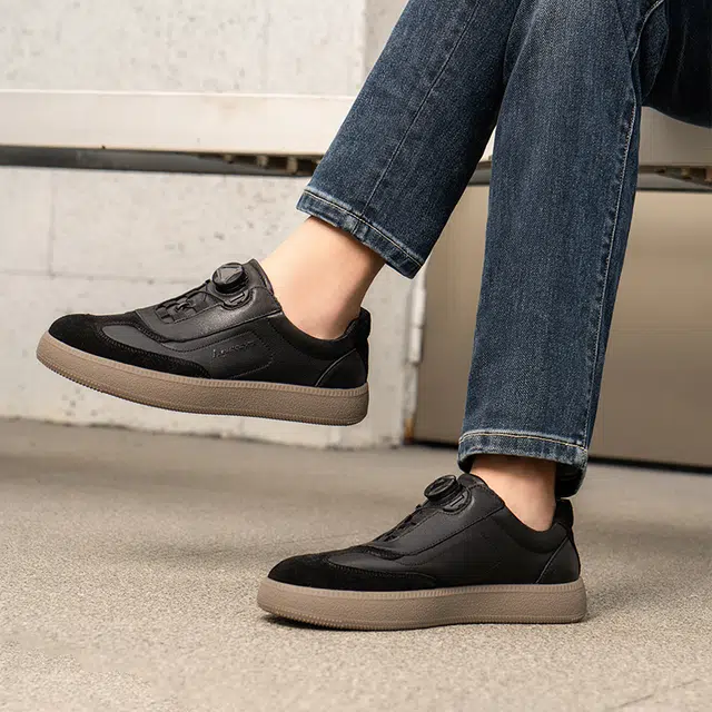 AQUASCUTUM