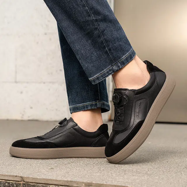 AQUASCUTUM