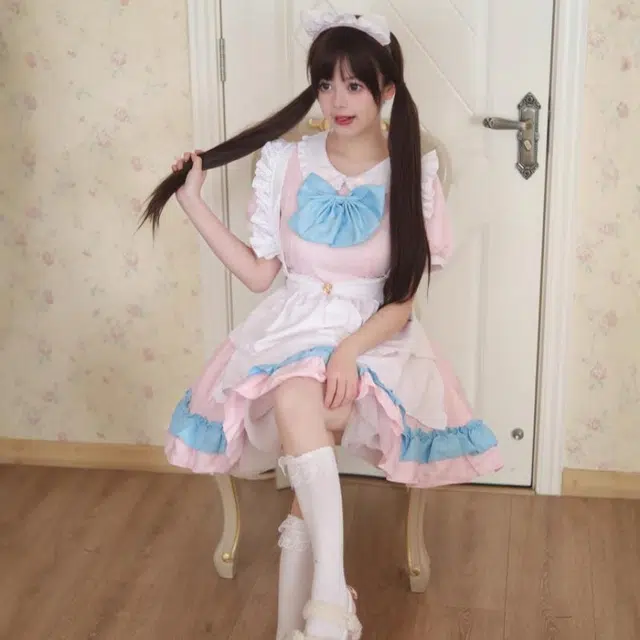 ONE SHALLOW coslolita