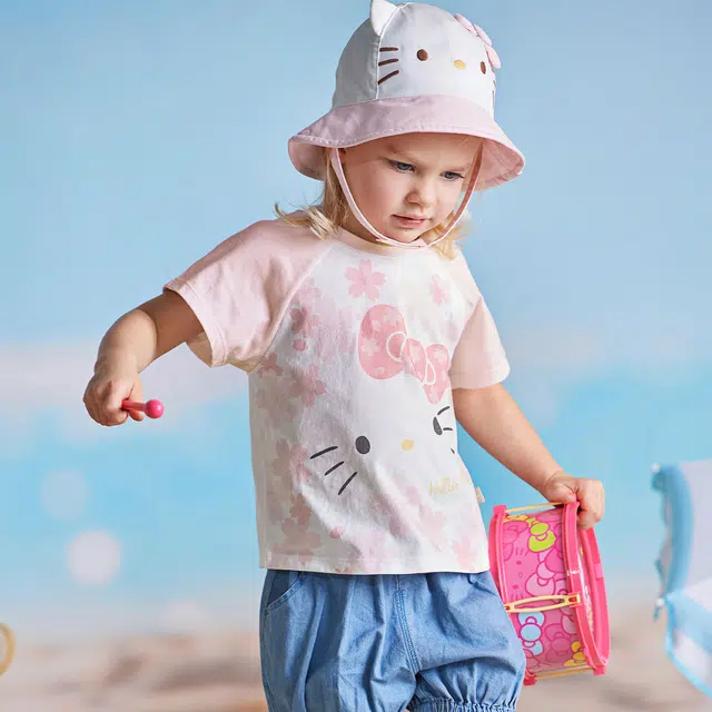 DAVEBELLA x HelloKitty T