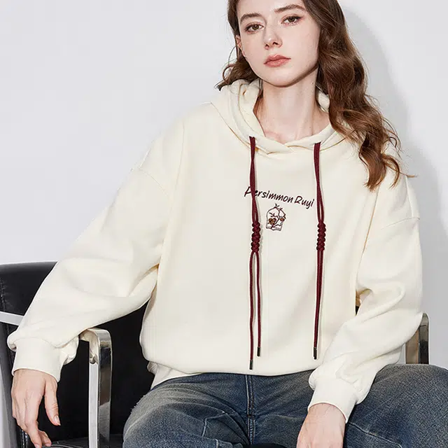 初语 简约字母宽松套头长袖卫衣 女款