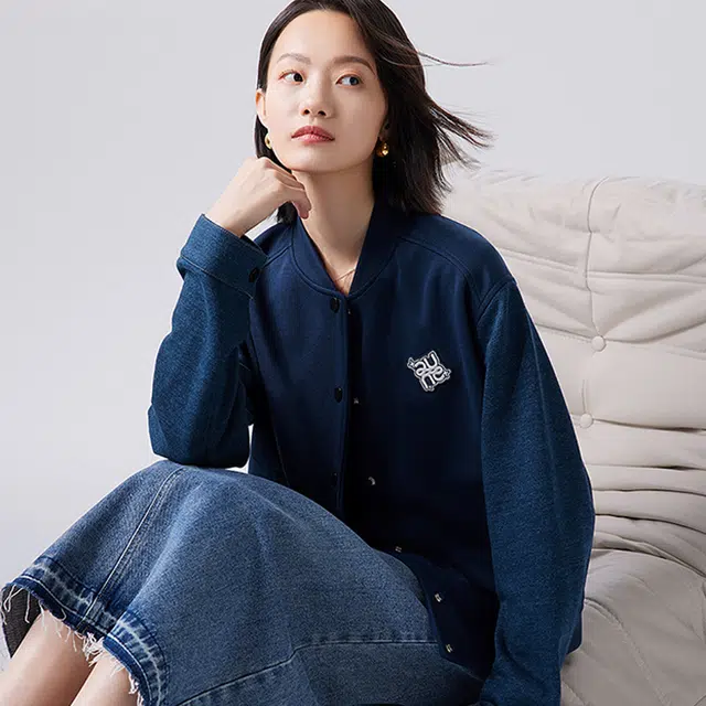 初语 短款立领拼接复古休闲外搭棒球服外套 女款 藏青色