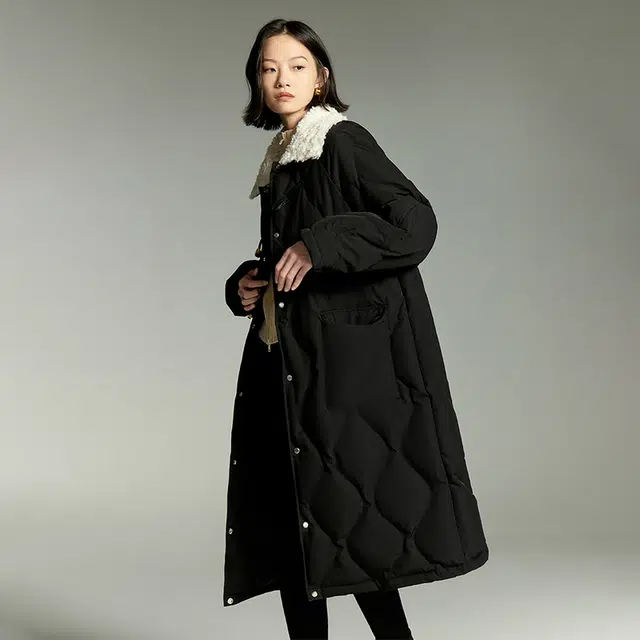 初语 毛绒领菱格纹复古长款过膝加厚外套羽绒服 女款