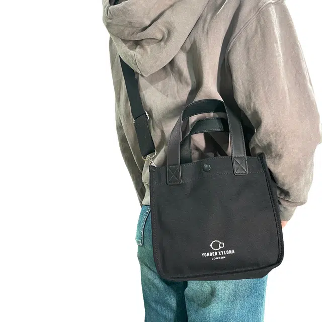 yonder xylona Tote