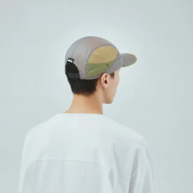 the MAD HATcher Aurora Weave Baseball Cap