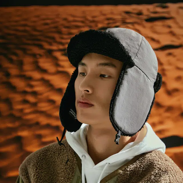 the MAD HATcher Outdoor Series