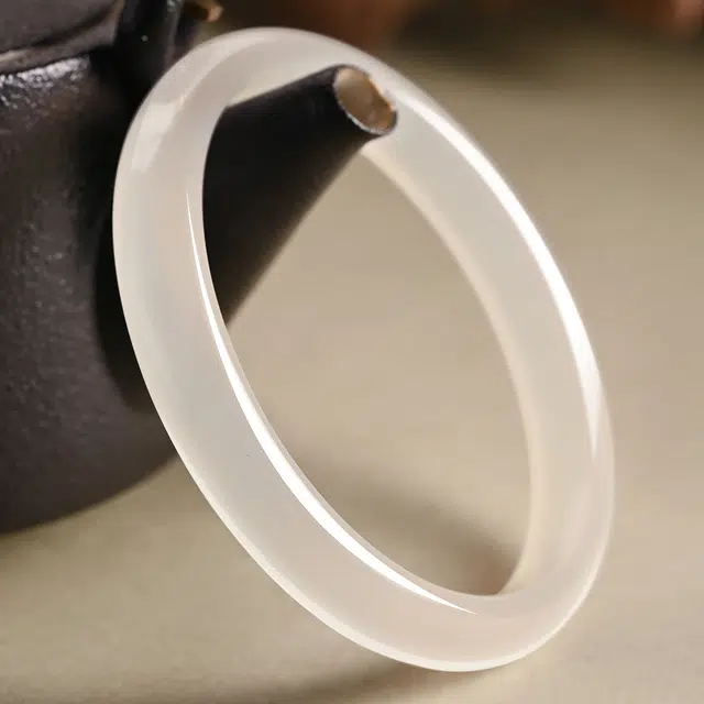 翠雅金楼 清冷白月光 新中式江南美人古典雅韵冰 国风汉服旗袍 透亮正圆荔枝冻简约百搭温柔气质优雅#好运 玉髓 手镯 女款