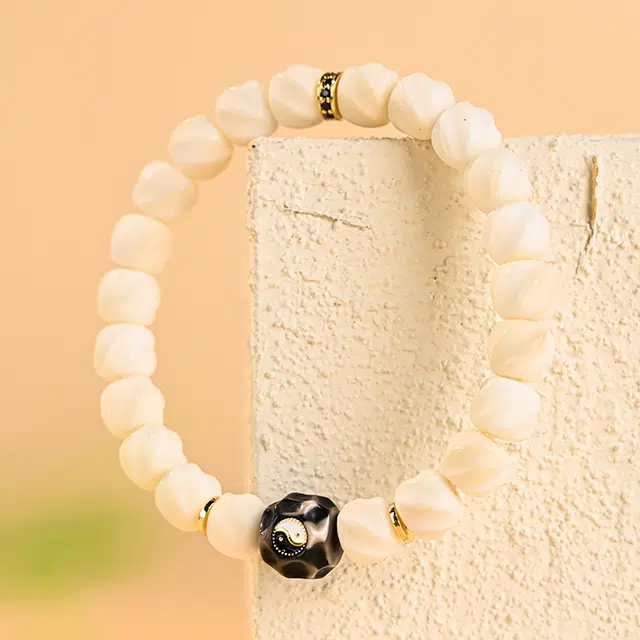 翠雅金楼 国潮新中式禅意 招财纳福 小众设计太极扭扭转运珠佛珠 静心文玩盘玩绕指柔 白玉菩提 手串 男女同款情侣款