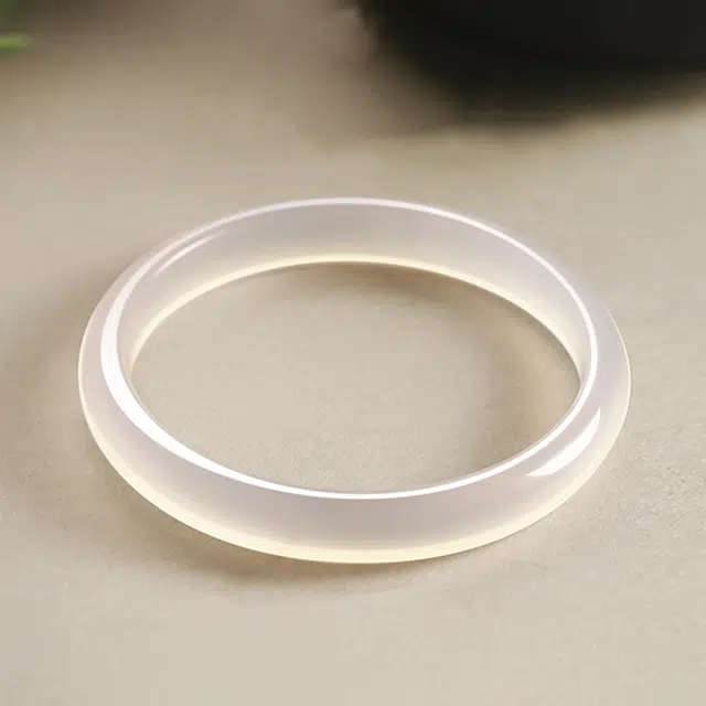 翠雅金楼 清冷白月光 新中式江南美人古典雅韵冰 国风汉服旗袍 透亮正圆荔枝冻简约百搭温柔气质优雅#好运 玉髓 手镯 女款