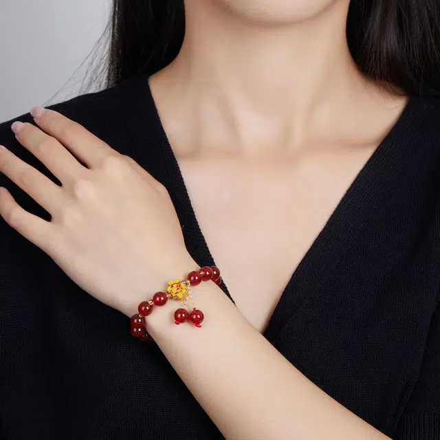 翠雅金楼 鸿运当头 精致显白红色新中式国潮国风大气百搭优雅大方转运珠 招财纳福小众设计感#好运天然 玛瑙 手串 女款