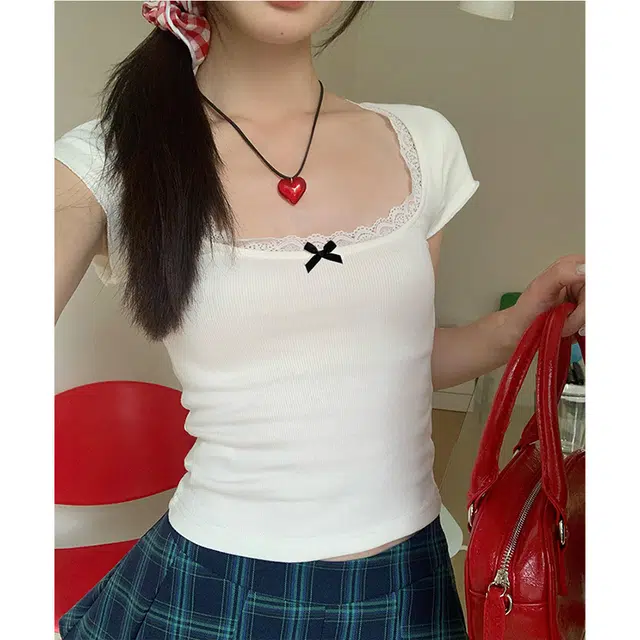 U T