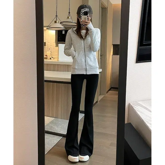 莫代尔 高腰显瘦提臀紧身微喇鲨鱼裤外穿款 薄款运动瑜伽打底裤 女款