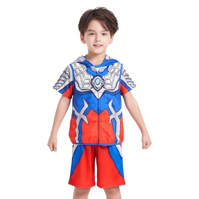 x ULTRAMAN 3