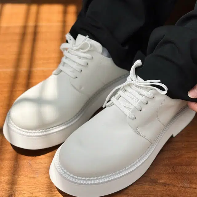 Beau Today Derby Shoes Black