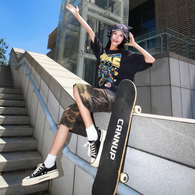 Beau Today Street Artist 3.3cm