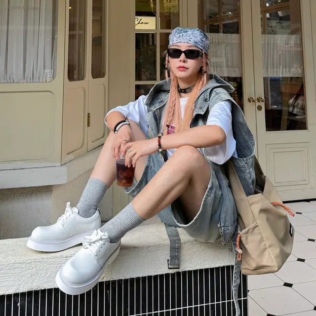 Beau Today Derby Shoes Black