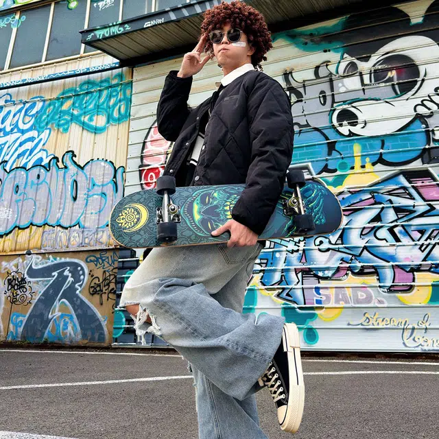 Beau Today Street Artist 3.3cm