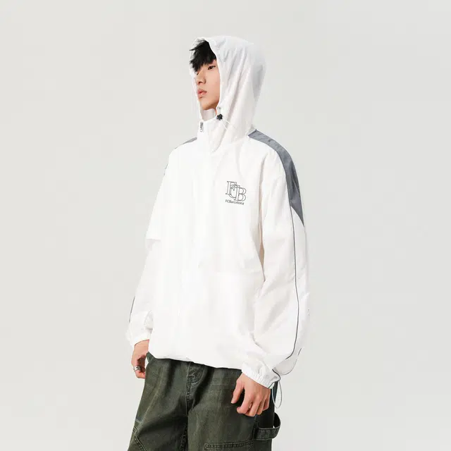 巴塞罗那足球俱乐部 轻薄户外纯色凉感连帽拉链长袖基础简约款撞色字母印花骑行徒步通勤百搭 超轻透气速干防虫防晒服 男女同款