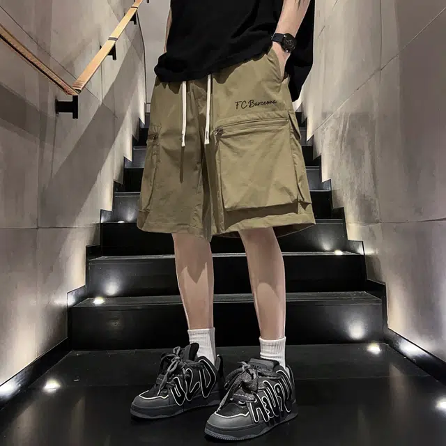 巴塞罗那足球俱乐部 美式户外城市机能风品牌字母印花拉链工装口袋五分宽松百搭潮牌透气轻薄休闲短裤 男女同款