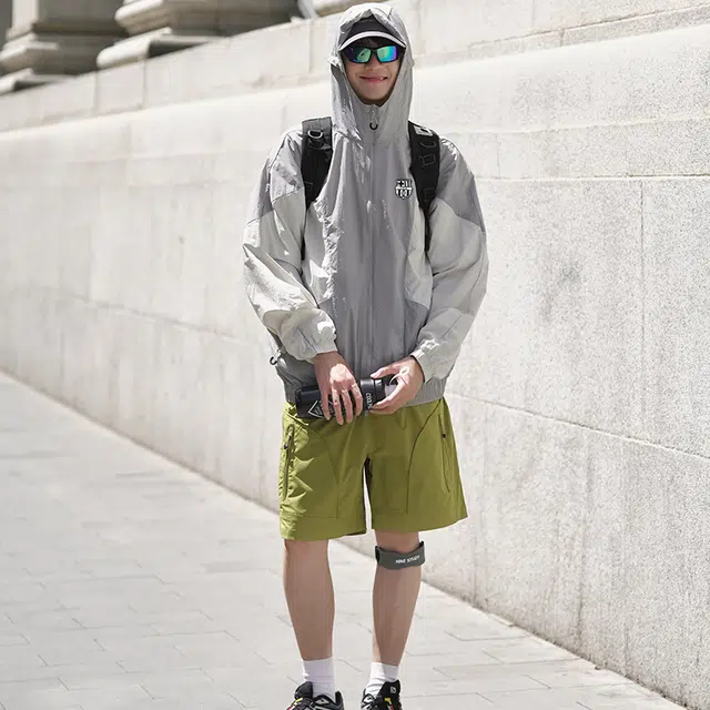 巴塞罗那足球俱乐部 轻奢简约潮流休闲奢华质感美式高街纯色高级户外运动 超轻透气速干防尘防虫防风防紫外线防晒服 男女同款