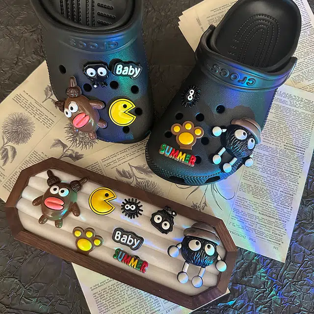 Crocs DIY
