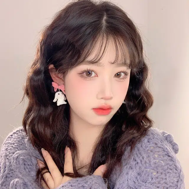 【超可爱~蝴蝶结小兔】 攸委 甜美少女心粉色毛绒柔软兔子耳钉耳环秋冬通勤必备#好运 树脂 温柔治愈系小众设计高级感创意百搭耳饰 女款