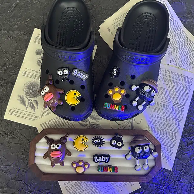 Crocs DIY