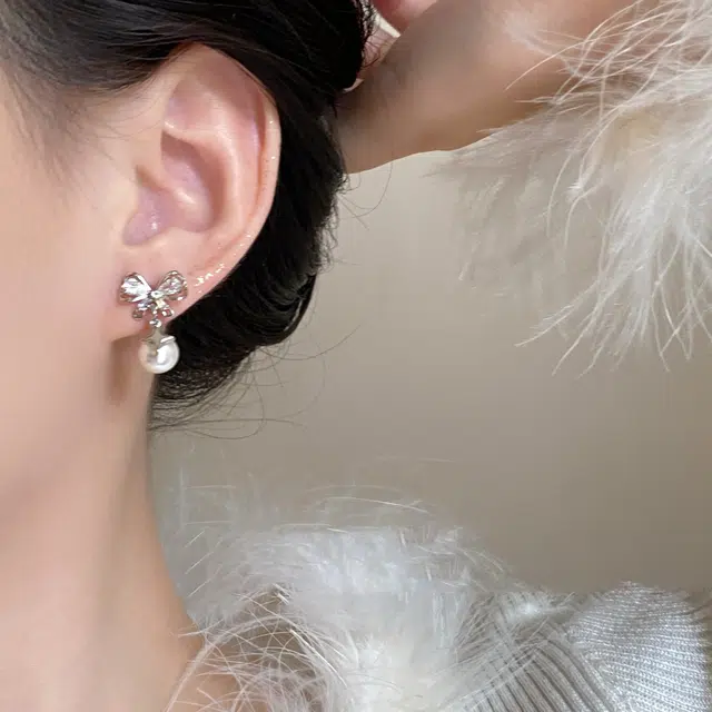 【闪钻蝴蝶结珍珠】 攸委 小香风甜酷少女小众设计感耳钉 时尚百搭轻奢简约气质耳环#好运 锆石 小巧复古精致耳饰高级感 女款