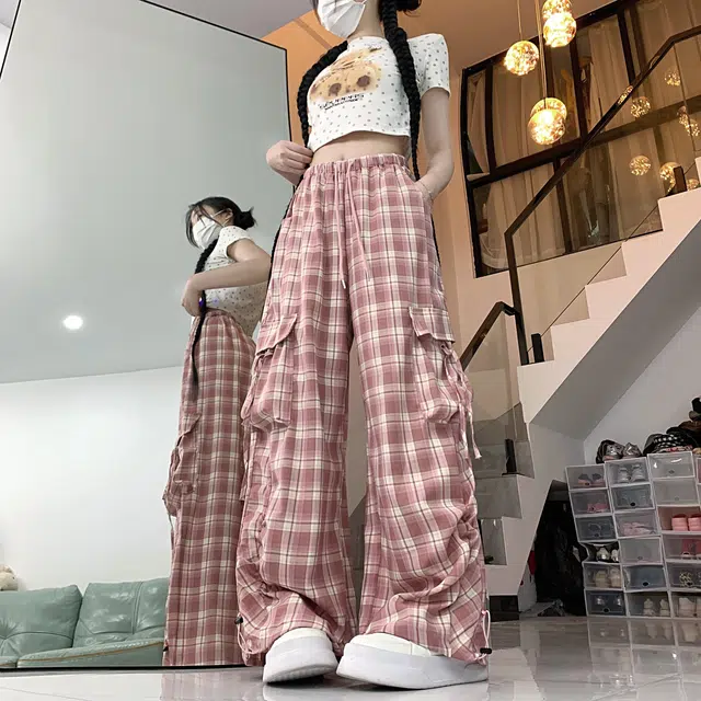 水中花 格子图案大口袋抽绳设计感束脚褶皱透气舒适休闲裤 女款