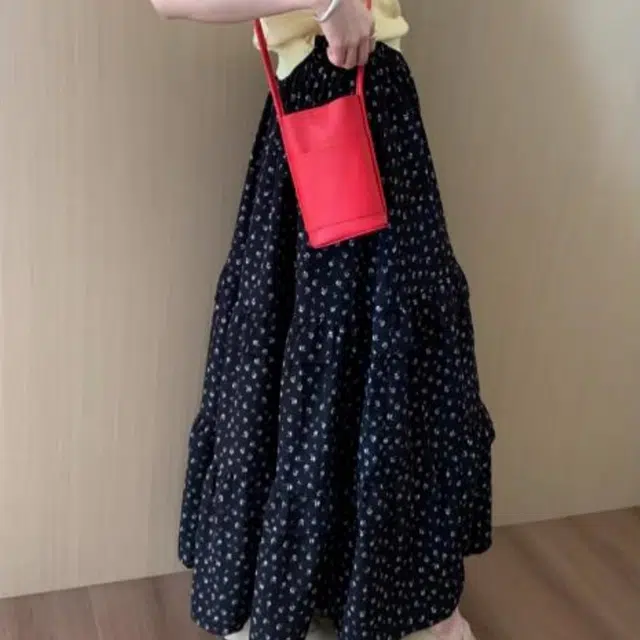 水中花 复古高腰显瘦碎花设计修身百搭垂感舒适休闲长裙 女款