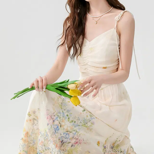 水中花 碎花花色合身圆领裙装套装 女款