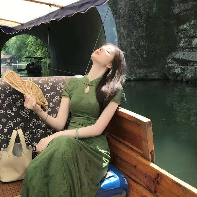 水中花 新中式国风碎花改良旗袍收腰显瘦小个子复古优雅短袖连衣裙 女款