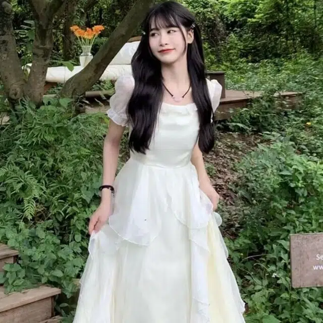 水中花 通勤时尚舒适简约百搭短袖连衣裙 女款