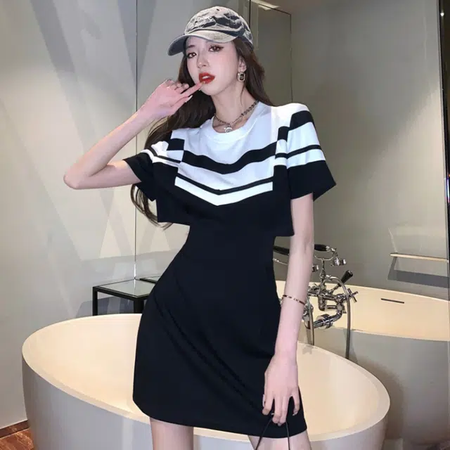 水中花 时尚百搭气质简约法式短袖连衣裙 女款