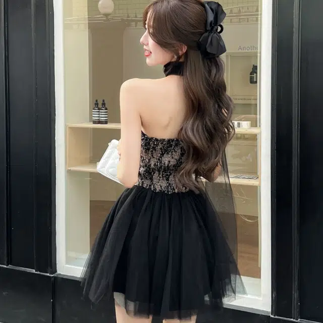 水中花 舒适时尚通勤气质百搭无袖连衣裙 女款