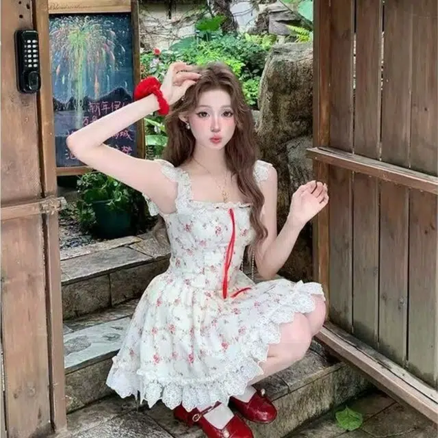 水中花 法式田园温柔风开衫收腰显瘦碎花设计感吊带连衣裙装套装 女款