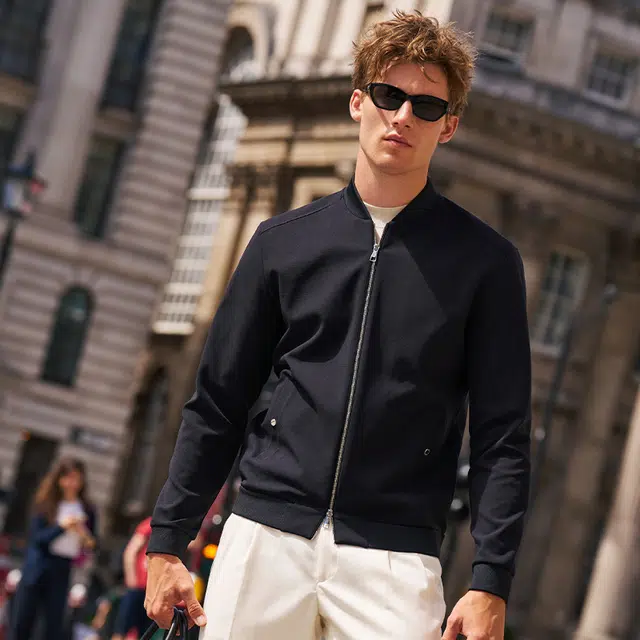 布先生 经典棒球领秋纯色常规标准简约风夹克 男款