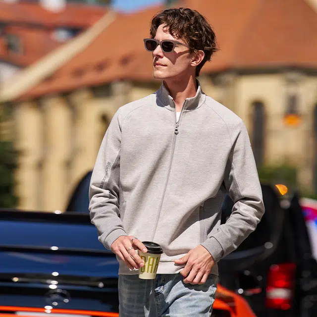 布先生 长袖运动风立领色块插肩袖标准休闲风夹克 男款