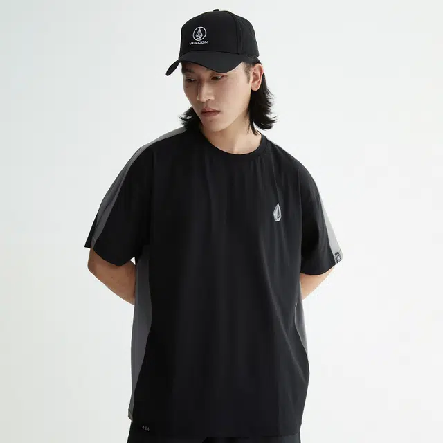 VOLCOM LogoT