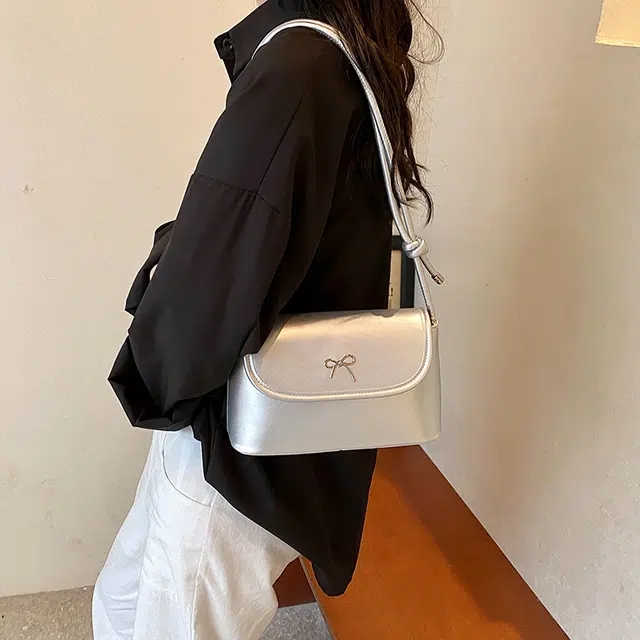 MOONDEMIMA PU