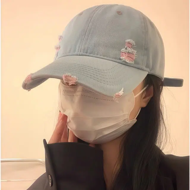 冠辉 欧美街头时尚破洞牛仔帽子女嘻哈刺绣潮流男棒球帽复古纯色个性时尚破洞做旧遮阳大头围显脸小 棉 鸭舌帽 男女同款情侣款